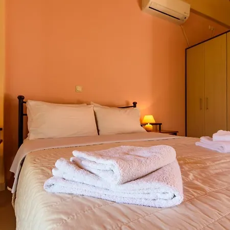 Kyparissia Garden Retreat - Fully Equipped Suites Апартаменты